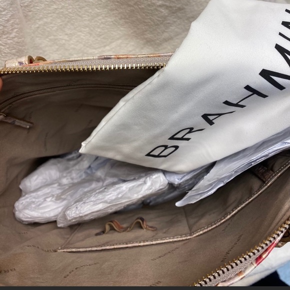 Large Brahmin Duxbury Oasis w/ wallet - Picture 4 of 6